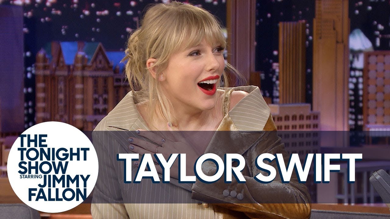 テイラー スウィフト レーザー眼科手術後の恥ずかしい映像 Taylor Swift Reacts To Embarrassing Footage Of Herself After Laser Eye Surgery Voicetube 動画で英語を学ぶ